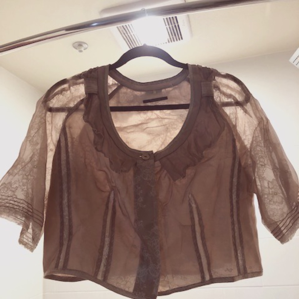 Elie Tahari silk and lace short blouse